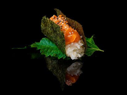 TEMAKI SPICY SALMONE